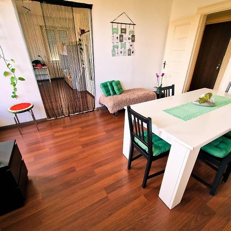 Beautiful Aparment Next To The Border 4 Room Сен-Луи Екстериор снимка